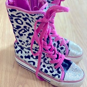 Bongo Girls Boots Size 9